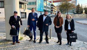 The IVETA team arriving in Lisbon